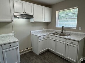Building Photo - 1269 Federal Dr