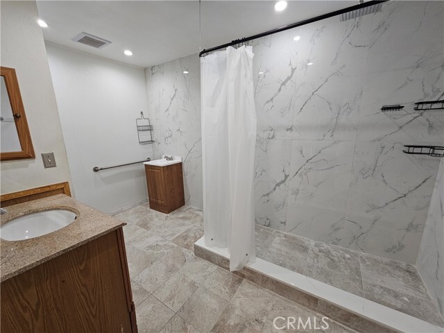Foto del edificio - 14071 Fenton Ln