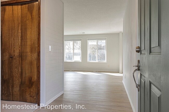 Foto del edificio - 3 br, 2 bath House - 5576 SE Sierra St