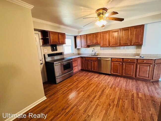 Foto del edificio - 4 br, 2.5 bath House - 10900 St. Boniface ...