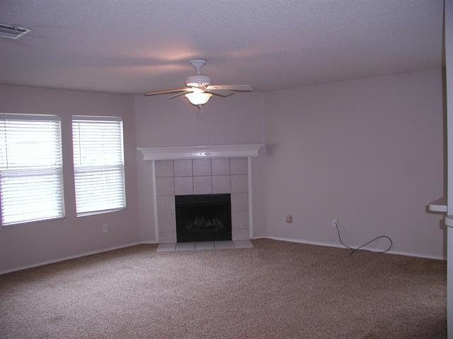 Building Photo - 9916 George Washington Dr