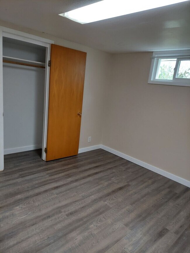 Foto del edificio - 815 Avenue C