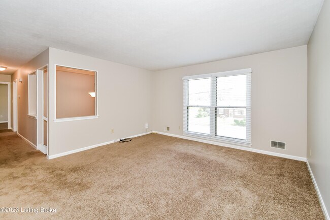 Foto del edificio - 1042 Cristland Rd