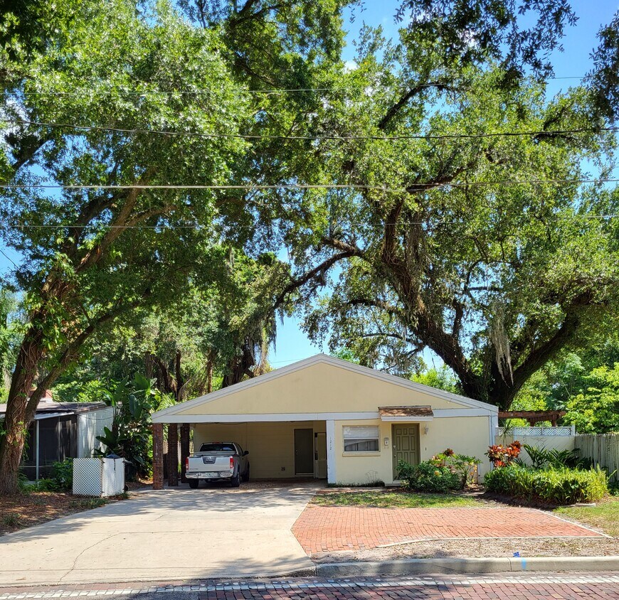 Primary Photo - 1212 E Jackson St