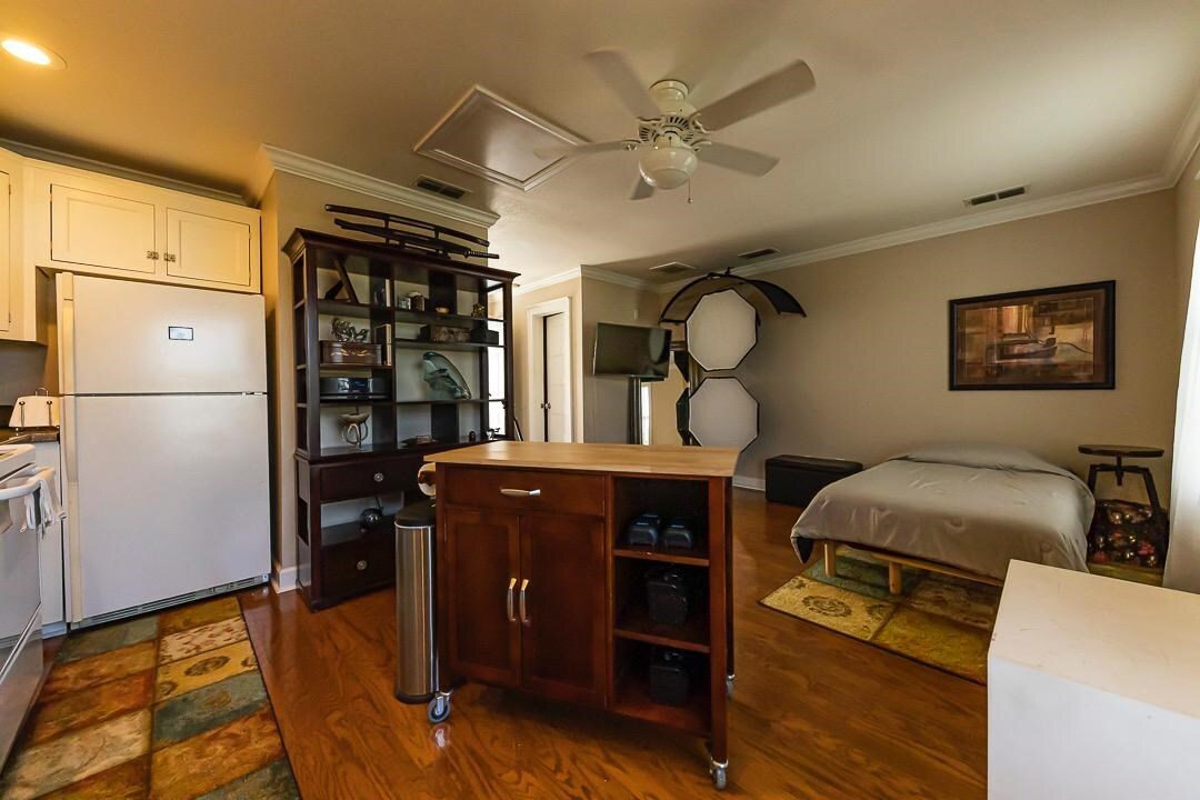 Foto del edificio - 3982 Grove Park Dr