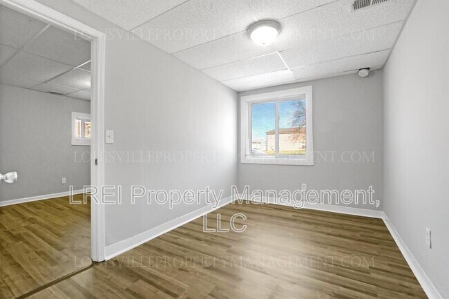 Building Photo - 704-706 Roselane Street - 704-1