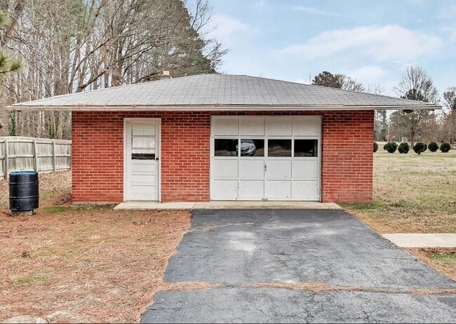 Building Photo - 4271 Glasgow Rd