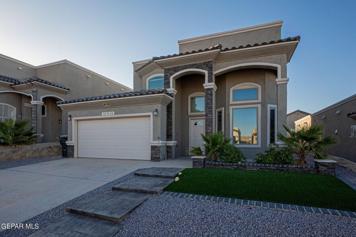 Foto principal - 12918 Clevedon St