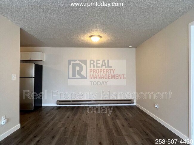 Foto del edificio - 6104 Glen Mary Ln SE