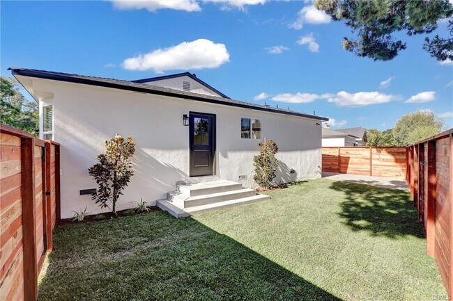 Foto del edificio - 7043 E Harco St