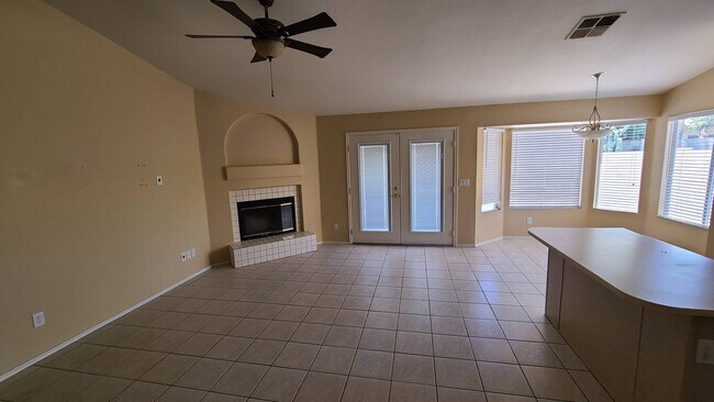 Foto del edificio - 4422 E White Aster St