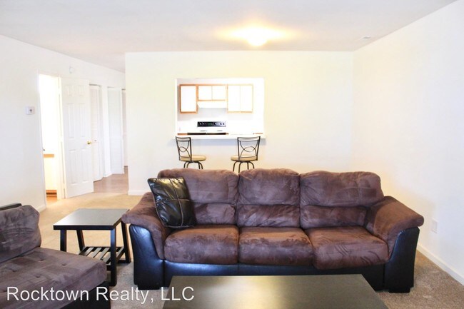 Building Photo - 532 Pheasant Run Cir