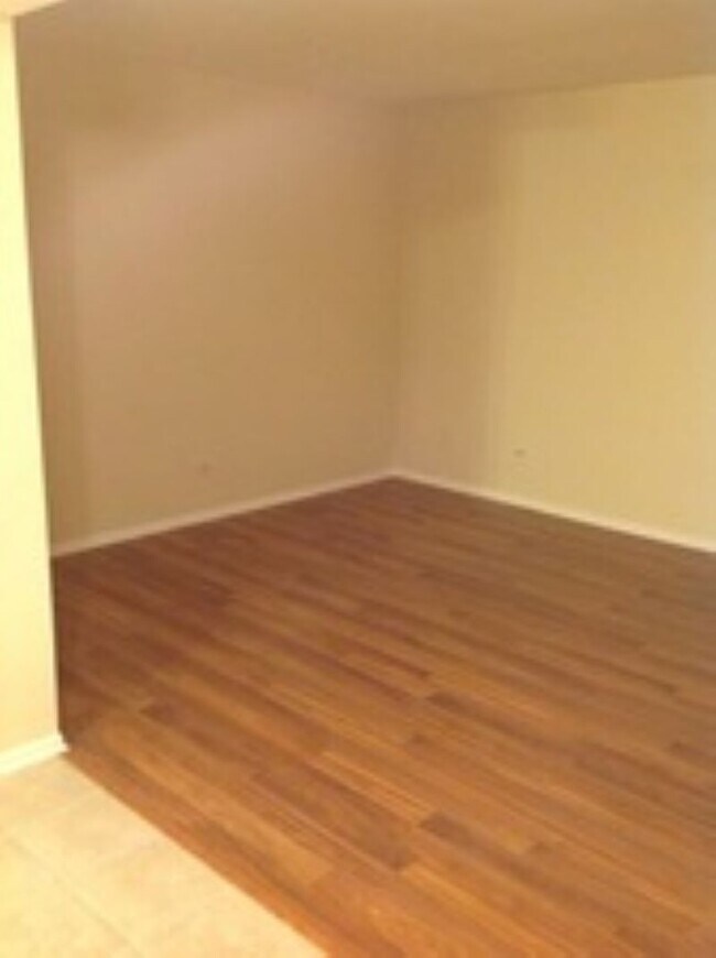 Building Photo - 1379 Cimarron Ct