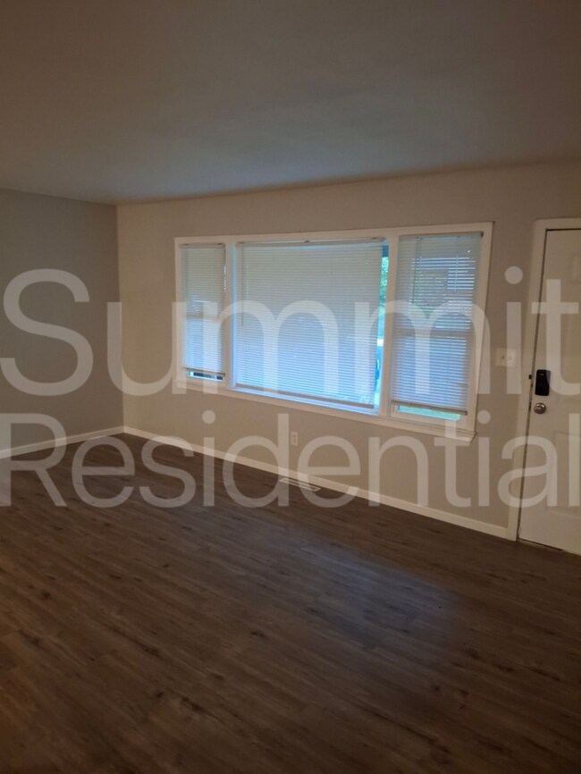 Foto del edificio - 8001 E 89th Ter