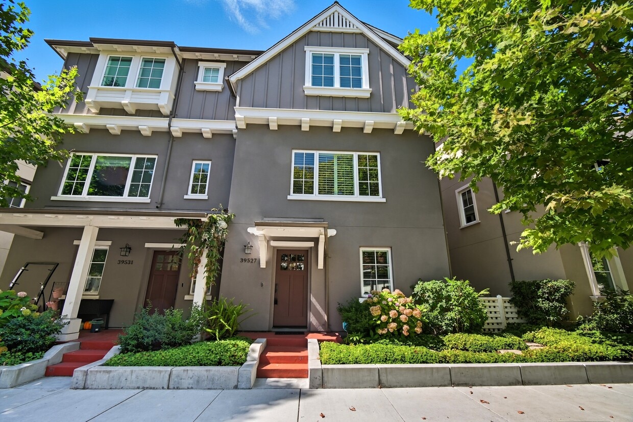 Photo - 39527 Stevenson Pl (Fremont, CA)