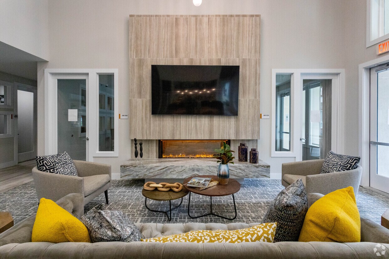 Foto principal - Richcrest Apartments- Income Restricted