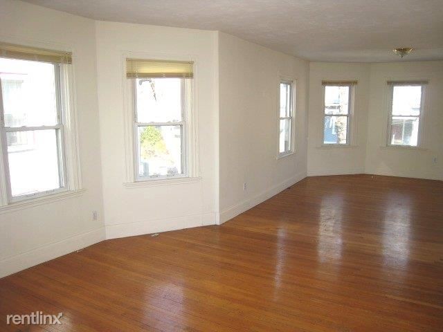 Foto del edificio - 3 br, 1 bath  - 12 Sanborn Ave