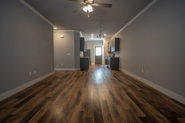 Building Photo - 3-bedroom, 2-bathroom home located in the beautiful Pea Ridge, AR