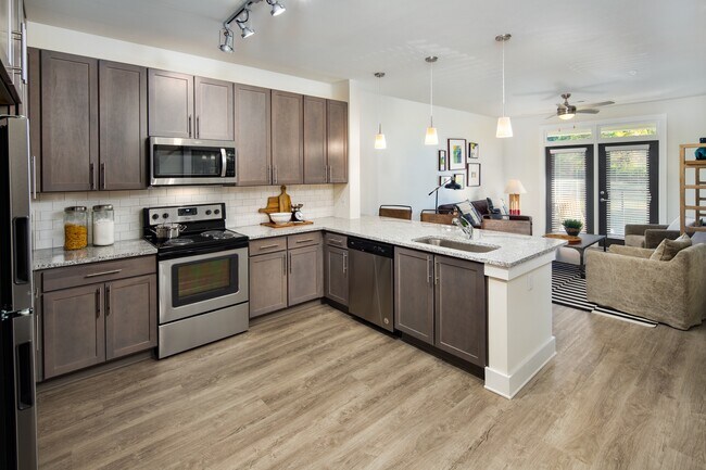 Foto del edificio - The Kirkwood Apartments at Edgewood