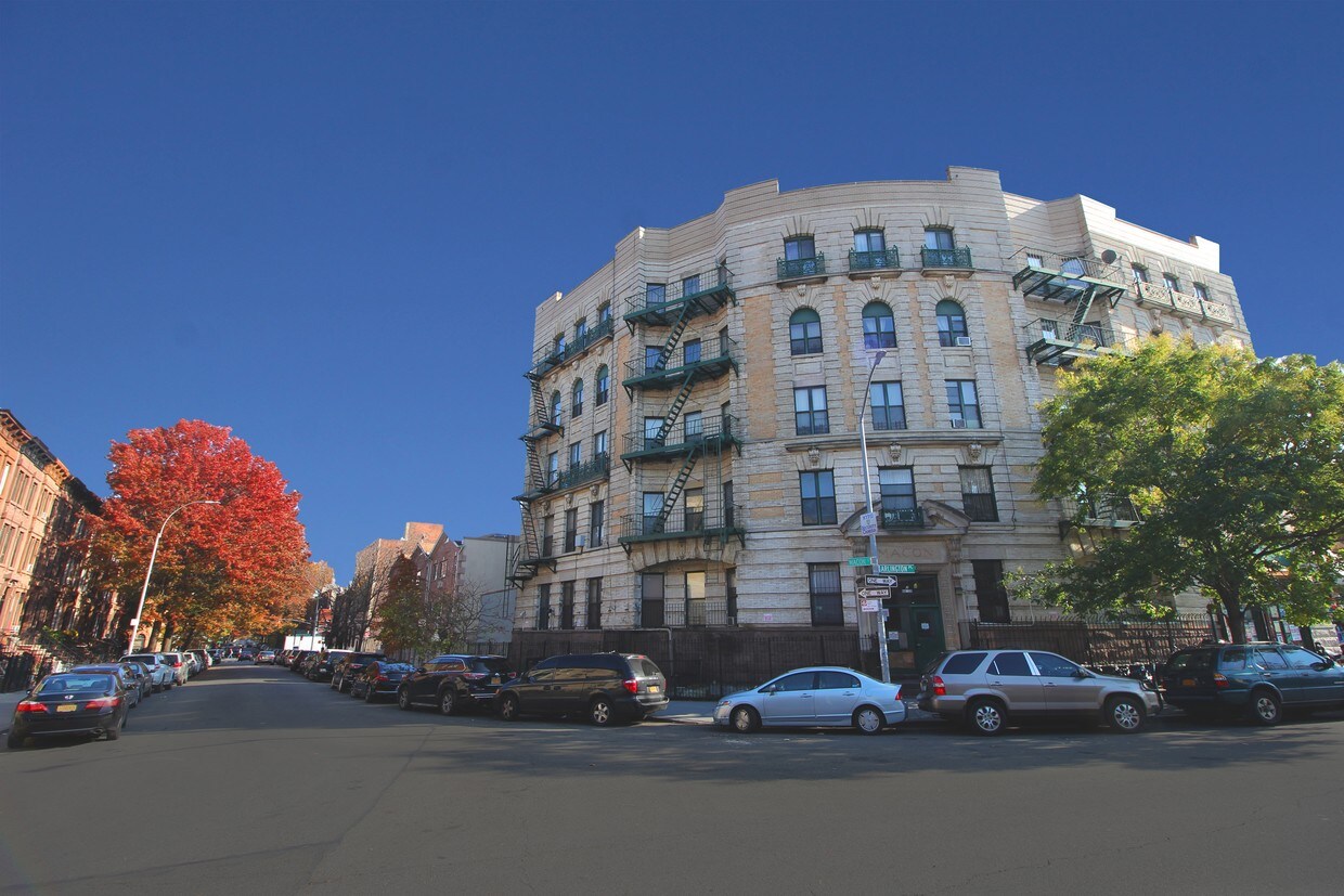 Foto del edificio - 2 Macon St