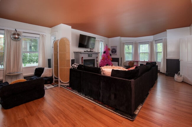 Building Photo - 7137 US-4