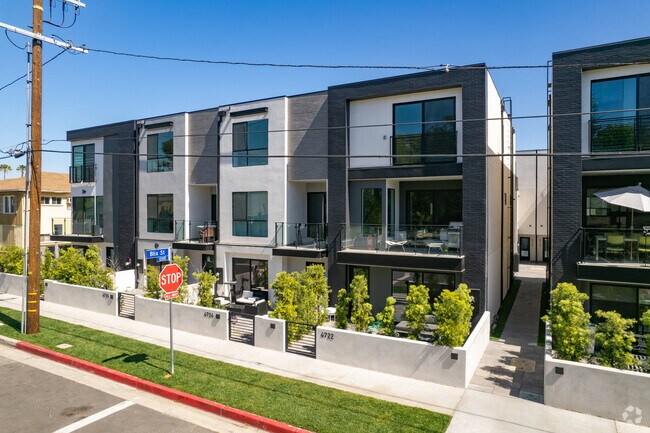 4720 Vantage - Vantage Villas