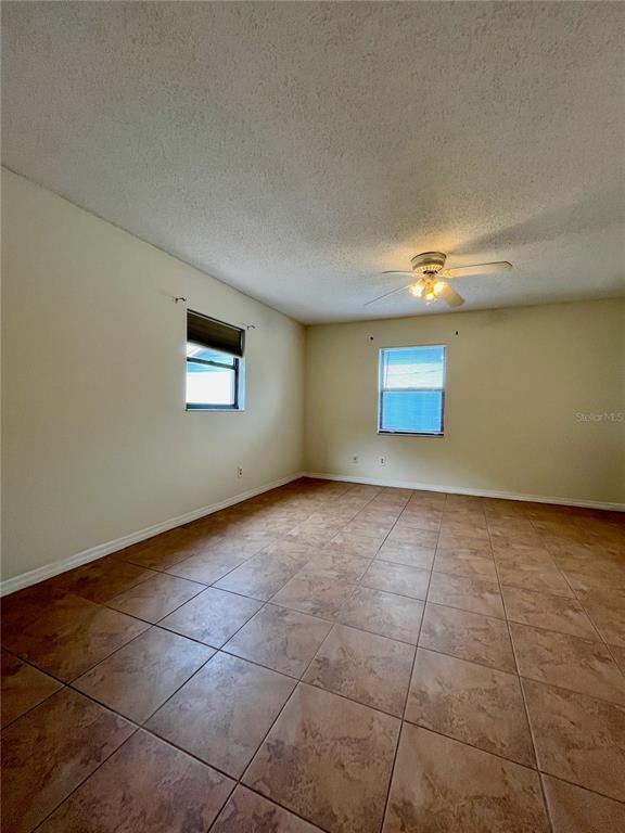 Foto del edificio - 6659 Westmont Dr