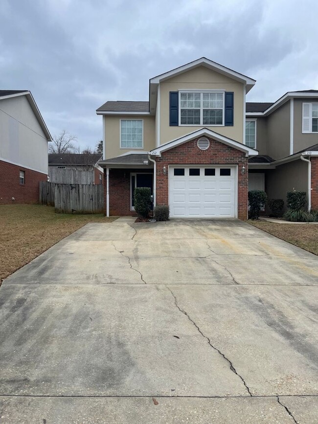 Building Photo - 212 Foxchase Ln