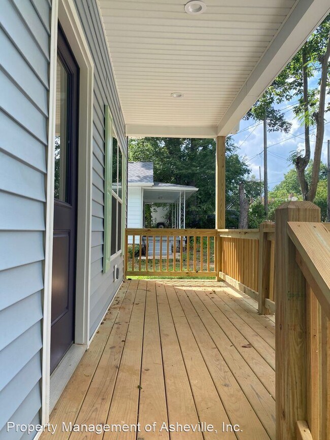 Building Photo - 2 br, 2 bath House - 37 Stewart St