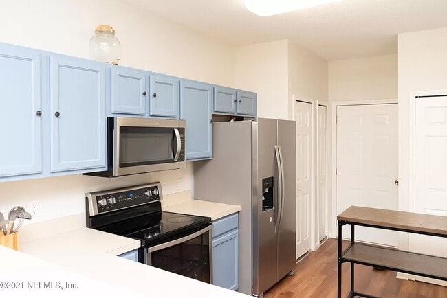 Building Photo - 4834 Playpen Dr