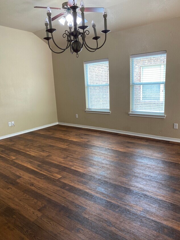 Living Area - 821 Walnut St