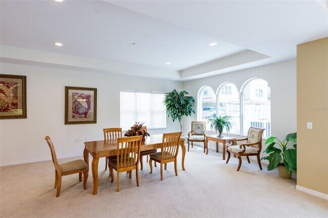 Foto del edificio - 636 Wells Ct