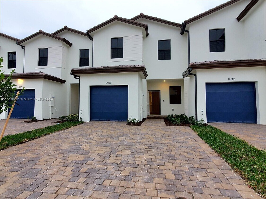 12880 Southwest 231st Street, Goulds, FL 33170 Townhome Rentals in