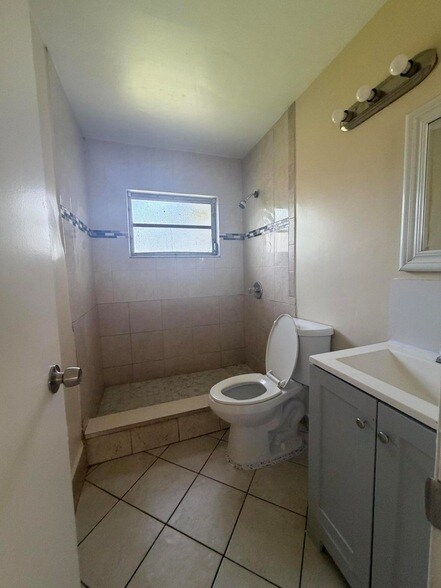 Foto del edificio - 4161 Sherri Ct