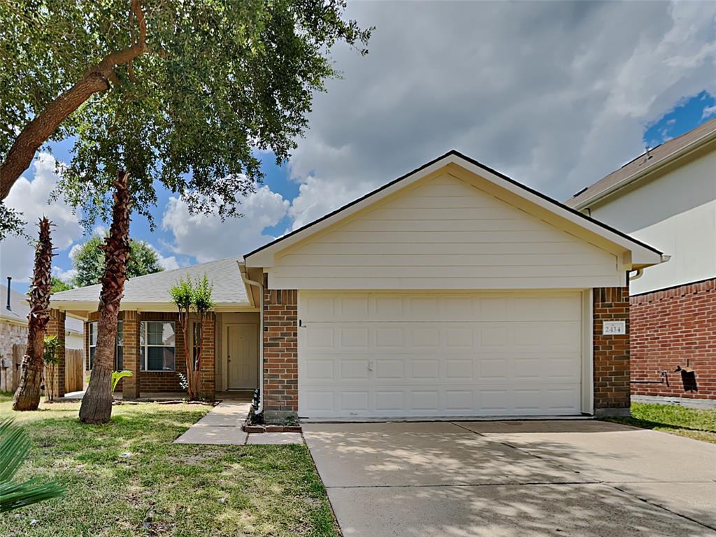 Primary Photo - 2434 Halstead Dr