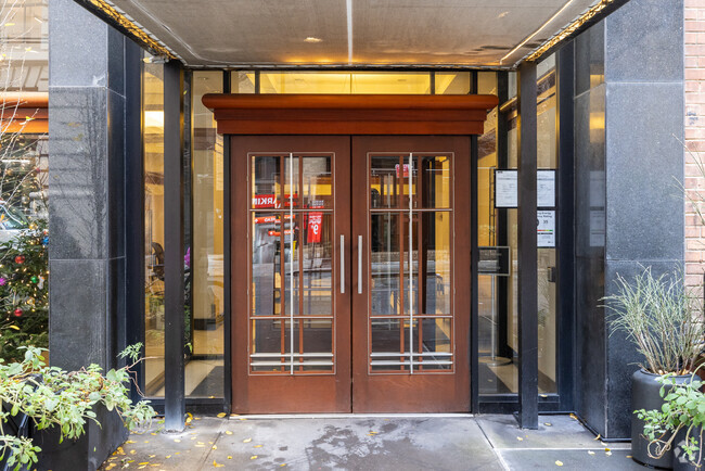 Entrance - Parker Gramercy