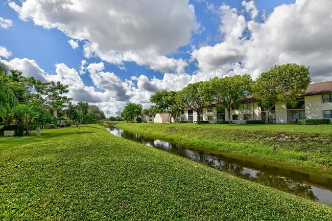 Building Photo - 23341 SW 55th Way
