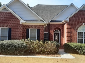 Building Photo - 1070 Camden Park Dr