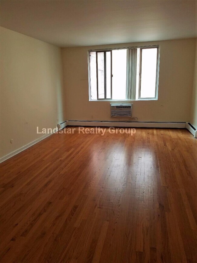 Foto del edificio - 5820 N Sheridan Rd