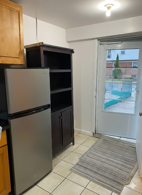 Building Photo - 47-61 196th St