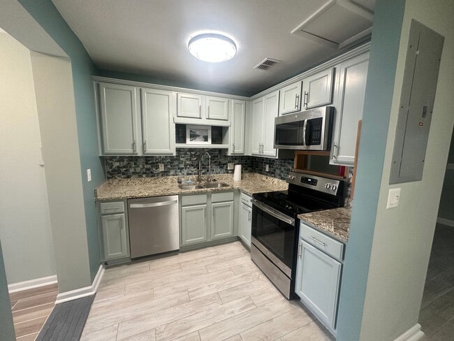 Foto del edificio - 820 3rd Ave S