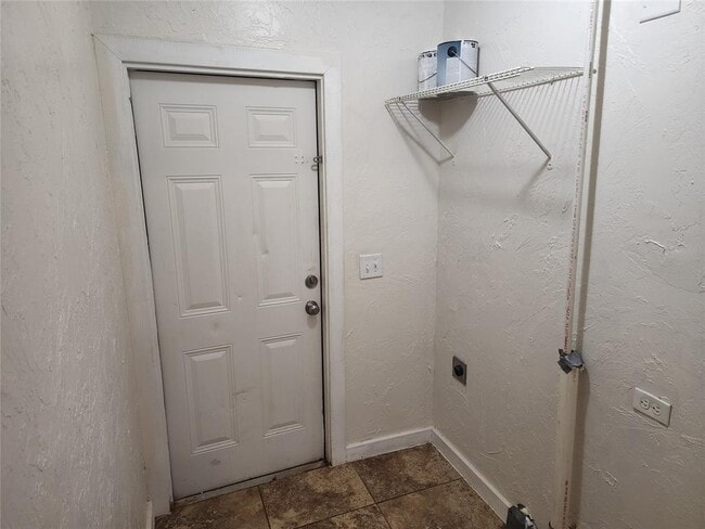 Foto del edificio - 616 NW 36th St