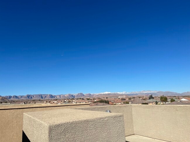 Foto del edificio - 7250 Sterling Rock Ave