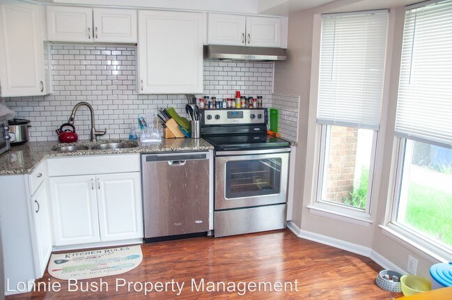 Building Photo - 3 br, 1.5 bath House - 653 Govenors Way