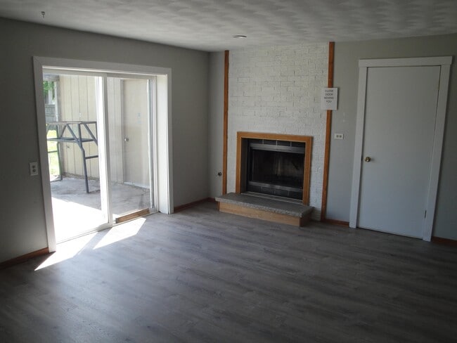 Foto del edificio - 7205 Rogers St