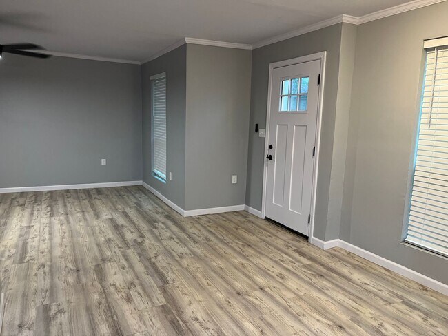 Building Photo - Beautiful Newly Built 2 Bedroom Home  1/2 Off First Month’s Rent