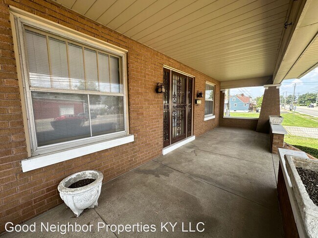 Foto del edificio - 6 br, 3 bath House - 4034 Preston Hwy