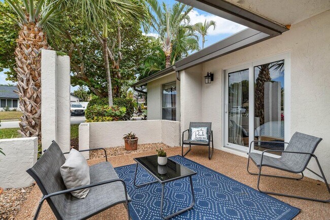 Foto del edificio - 3997 NW 7th Ct