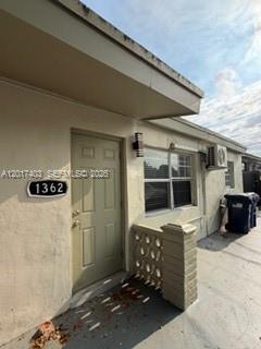 Foto del edificio - 1362 NE 145th St