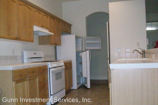 Building Photo - 3 br, 2 bath House - 1150 Broadview Court